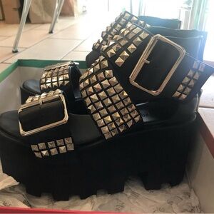 Dollskill Current Mood platform sandals